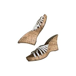 8M Charlotte Russe slip on white weave platform